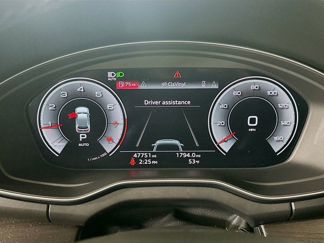 2022 Audi Q5 S line Premium Plus