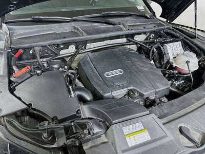 2022 Audi Q5 S line Premium Plus