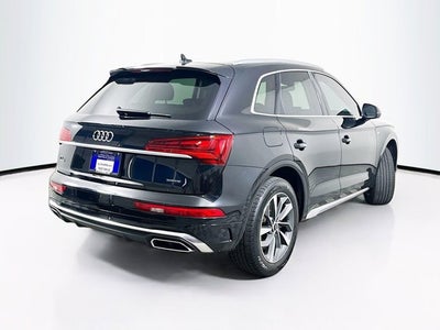 2022 Audi Q5 S line Premium Plus