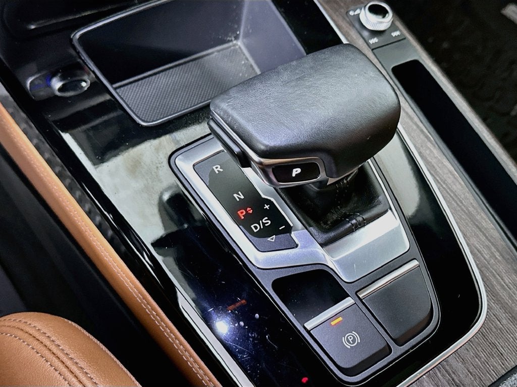 2024 Audi Q5 45 S line Premium quattro