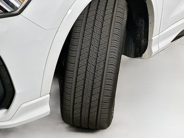 2024 Audi Q3 S line Premium Plus