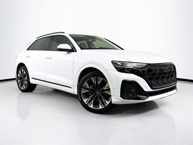 2025 Audi Q8 Premium Plus