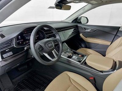 2025 Audi Q8 Premium Plus