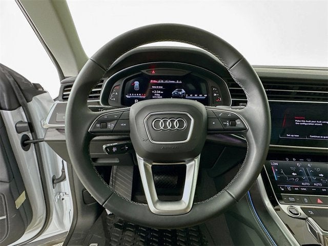 2025 Audi Q8 Premium Plus