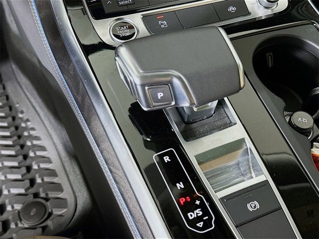 2025 Audi Q8 Premium Plus