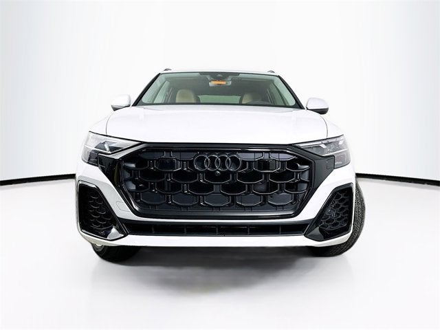 2025 Audi Q8 Premium Plus