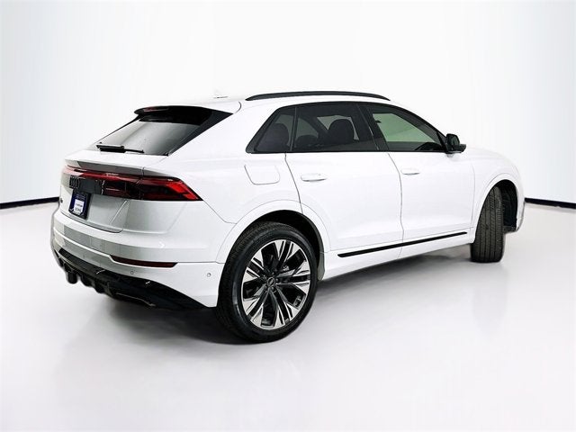 2025 Audi Q8 Premium Plus
