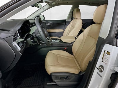 2025 Audi Q8 Premium Plus