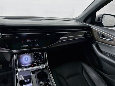 2021 Audi Q8 55 Prestige quattro
