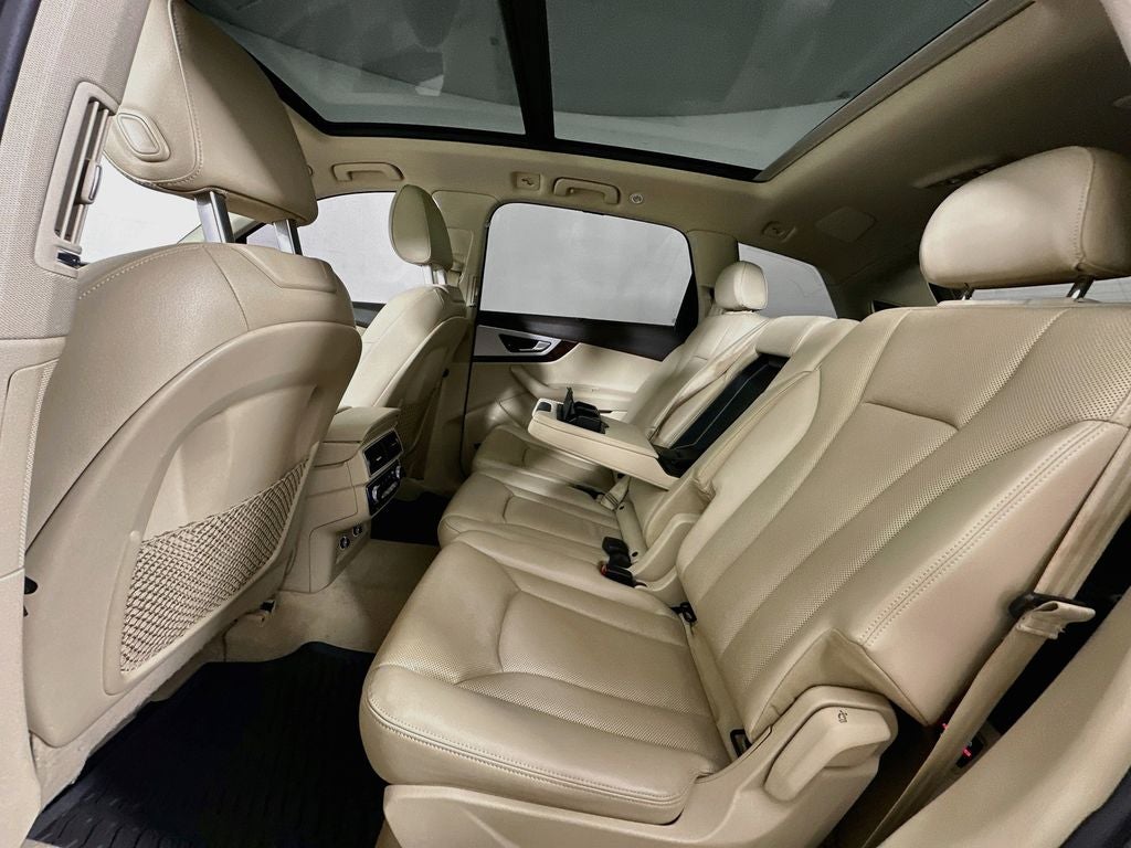 2019 Audi Q7 45 Premium Plus quattro