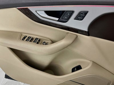 2019 Audi Q7 45 Premium Plus quattro