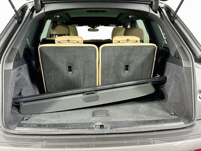 2022 Audi Q7 45 Premium Plus quattro