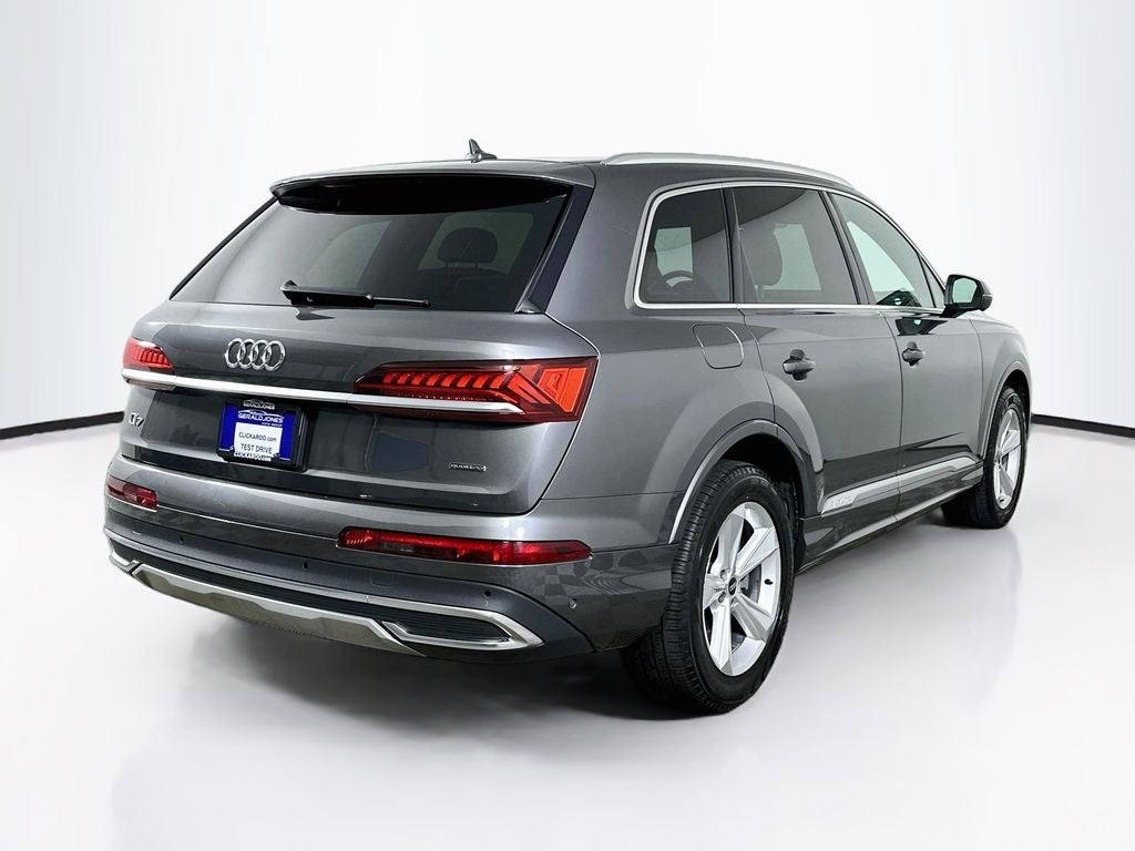 2022 Audi Q7 45 Premium Plus quattro