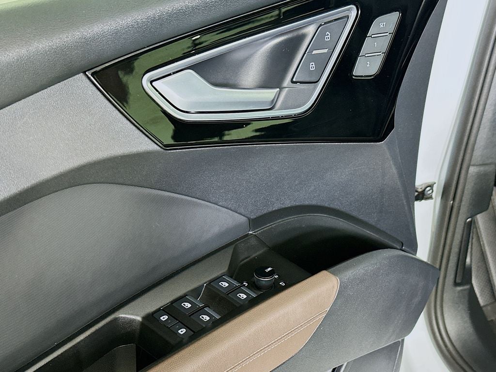 2024 Audi Q4 e-tron Premium Plus quattro