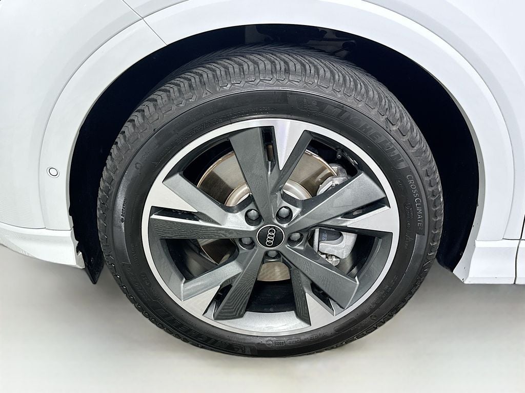 2024 Audi Q4 e-tron Premium Plus quattro