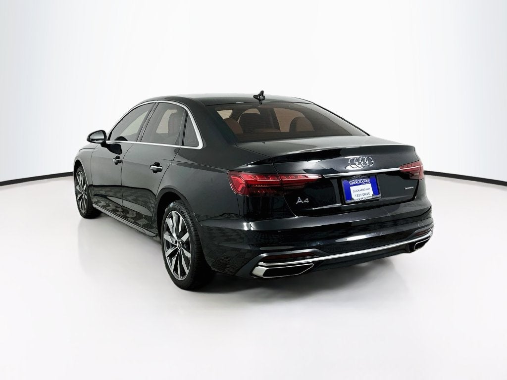 2022 Audi A4 40 Premium quattro