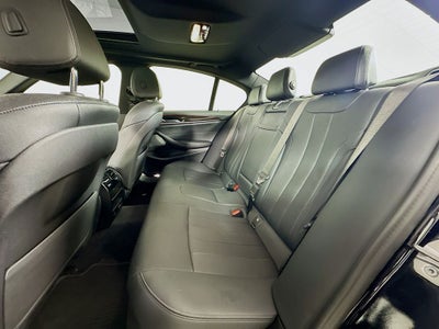 2023 BMW 5 Series 530i