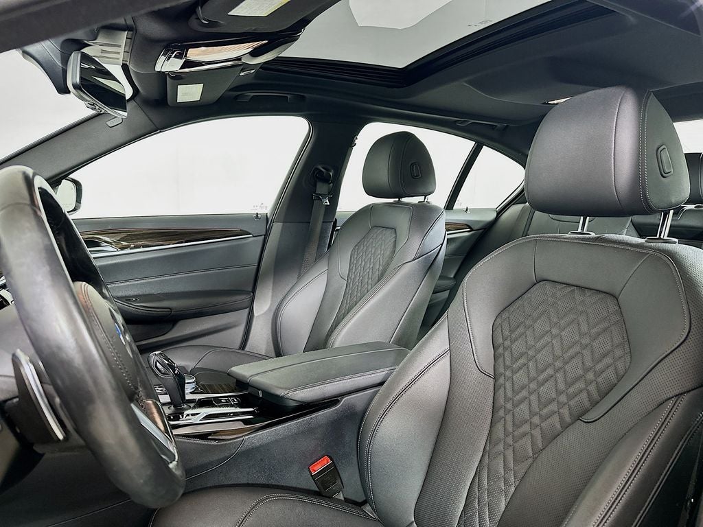 2023 BMW 5 Series 530i