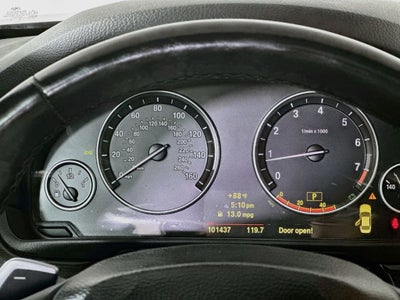 2011 BMW 5 Series 550i xDrive