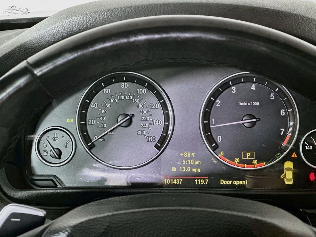 2011 BMW 5 Series 550i xDrive