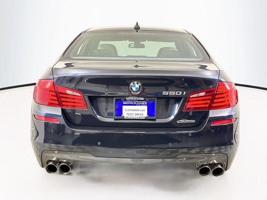 2011 BMW 5 Series 550i xDrive