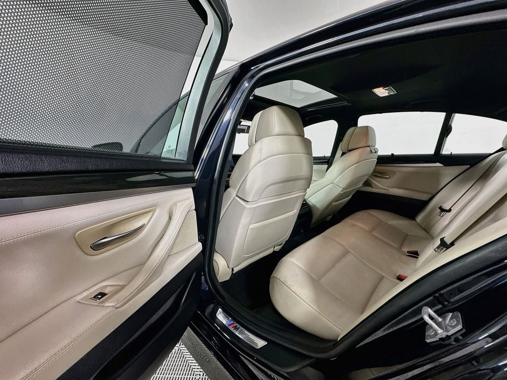 2011 BMW 5 Series 550i xDrive