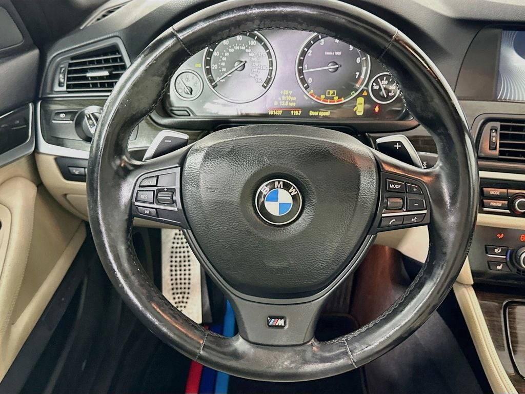 2011 BMW 5 Series 550i xDrive