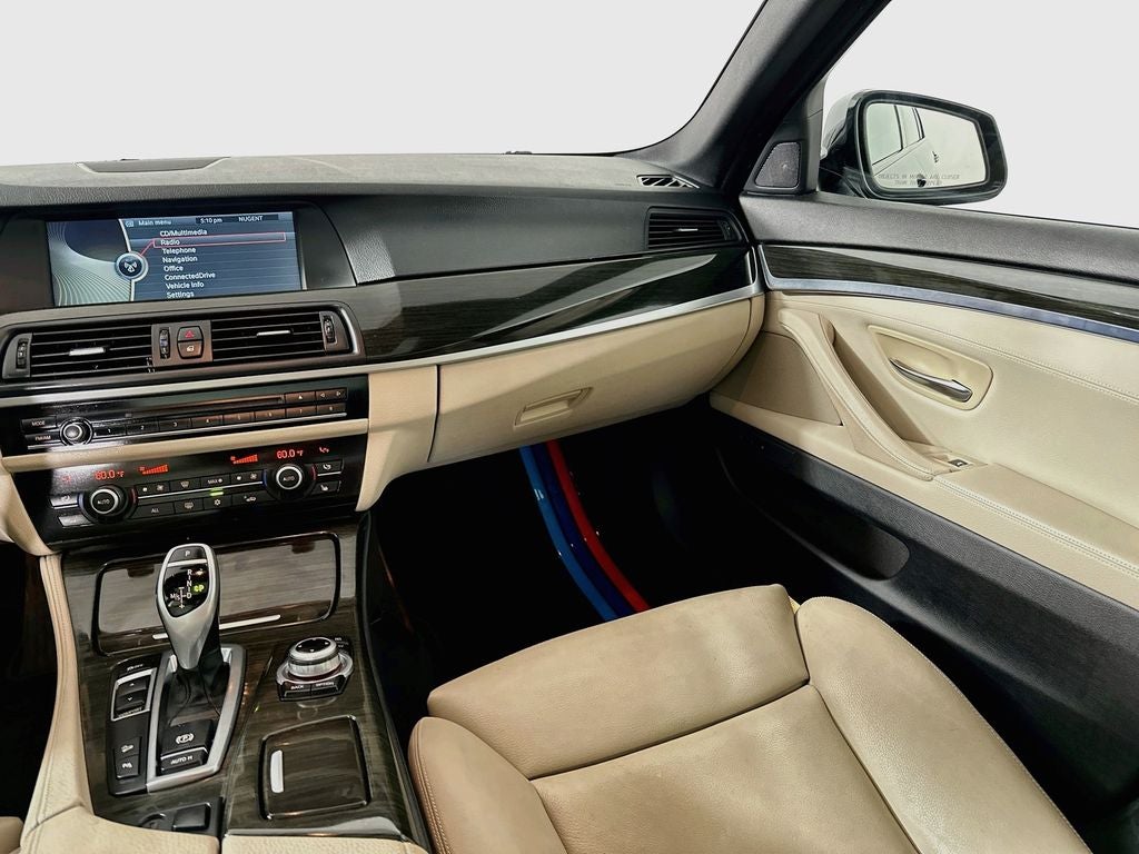 2011 BMW 5 Series 550i xDrive