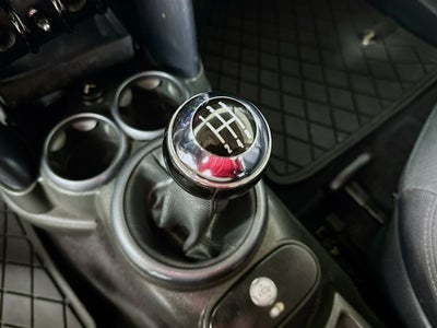 2006 MINI Cooper Base