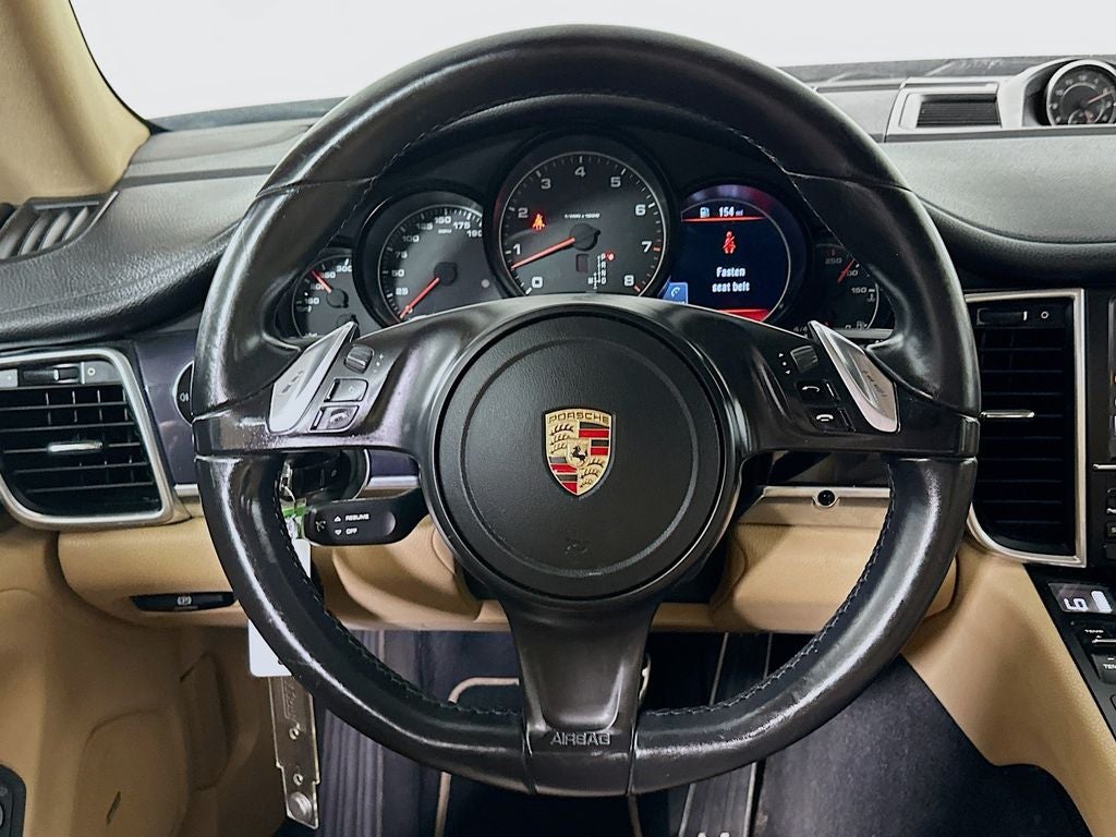 2013 Porsche Panamera 2