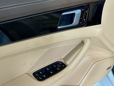 2018 Porsche Panamera 4S