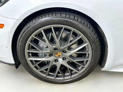 2018 Porsche Panamera 4S