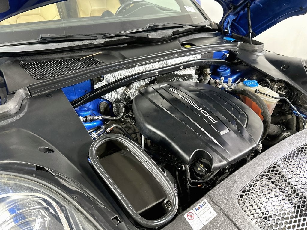 2017 Porsche Macan Base