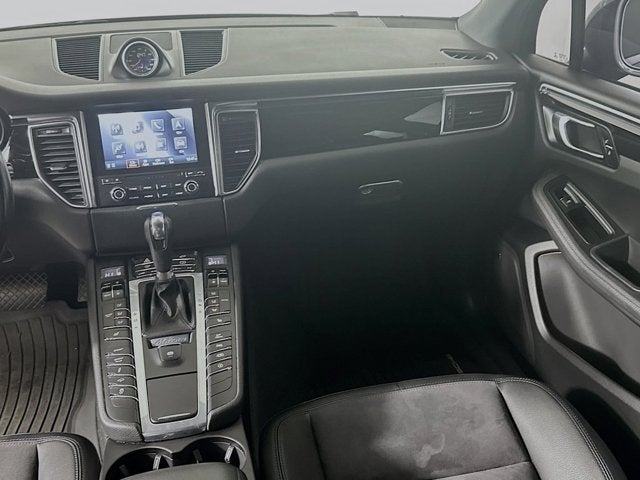 2018 Porsche Macan Base