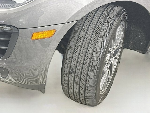 2018 Porsche Macan Base