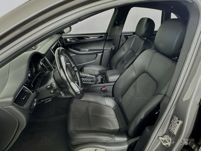 2018 Porsche Macan Base