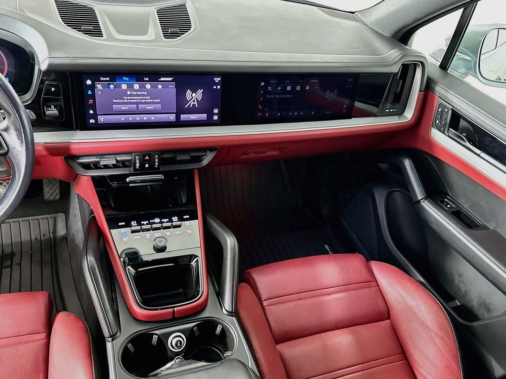 2024 Porsche Cayenne Base