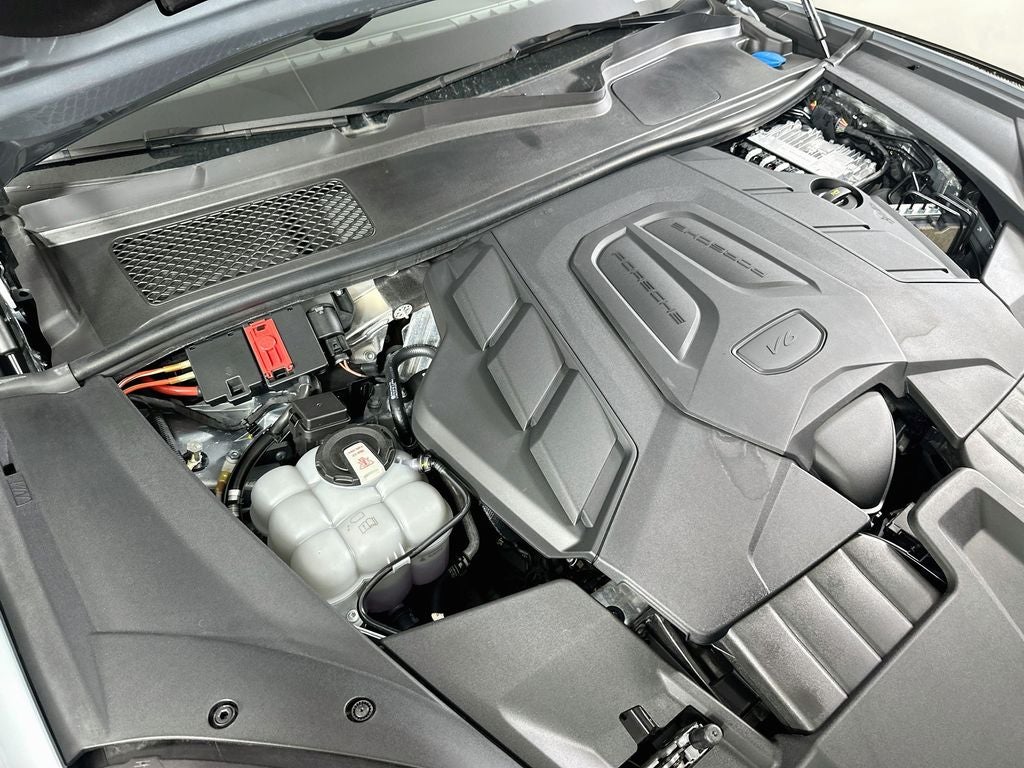 2024 Porsche Cayenne Base