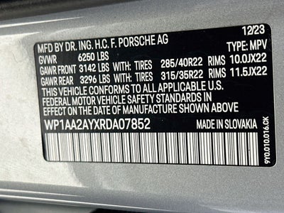 2024 Porsche Cayenne Base