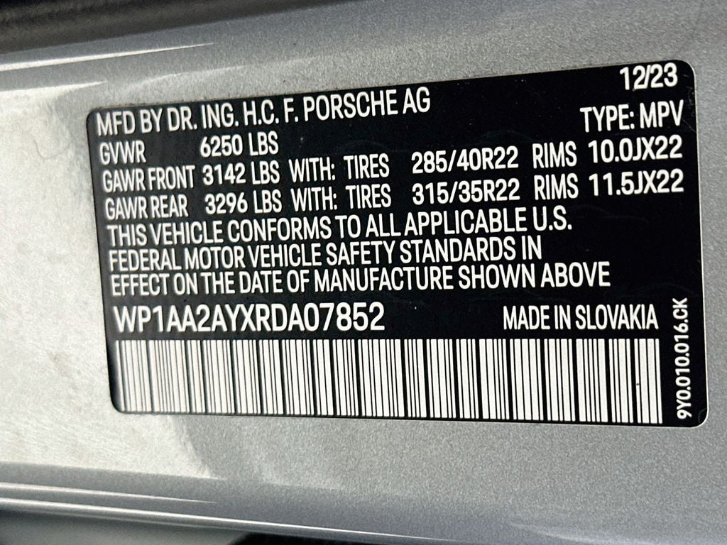 2024 Porsche Cayenne Base