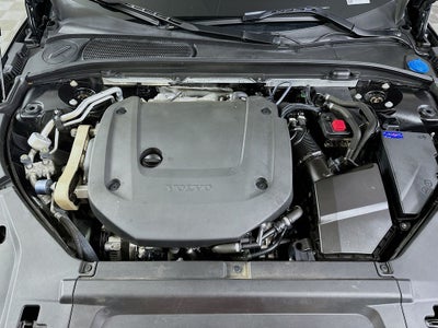 2022 Volvo V90 Cross Country B6