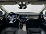 2022 Volvo V90 Cross Country B6