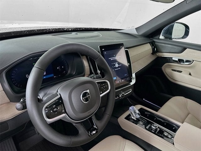 2026 Volvo XC90 Plus