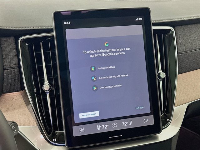 2026 Volvo XC90 Plus