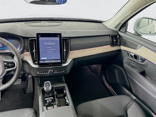 2026 Volvo XC90 Plus