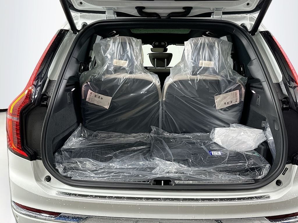 2026 Volvo XC90 B6 Plus 7-Seater