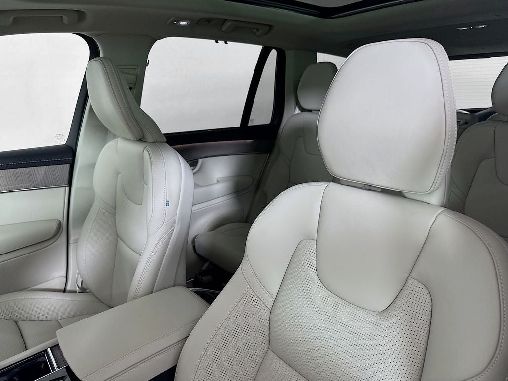 2026 Volvo XC90 B6 Ultra