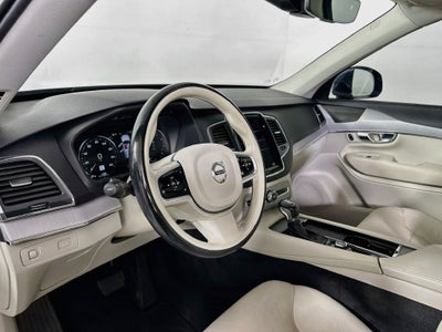 2021 Volvo XC90 T5 Momentum