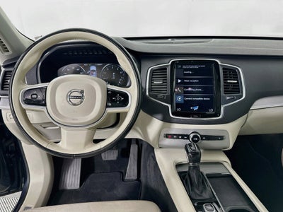 2021 Volvo XC90 T5 Momentum
