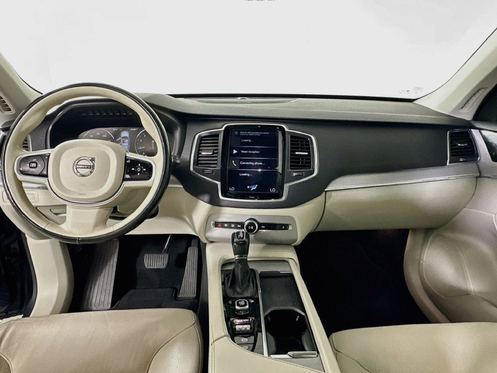 2021 Volvo XC90 T5 Momentum